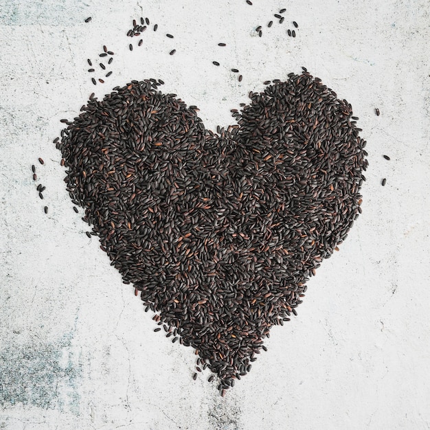 Black rice in form of heart
