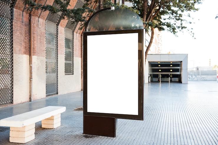 Free Photo blank mopi in city scene