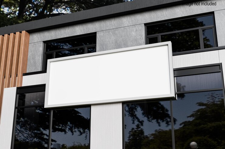 Free Photo blank storefront sign mockup