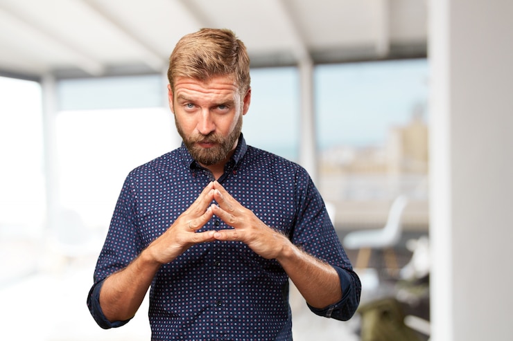 Free Photo blond businessman happy expression