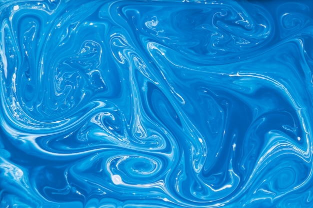 Бесплатное фото Сине-белая жидкость или мрамор абстрактный фон