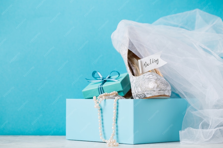 25 White Elephant Gift Ideas Under 