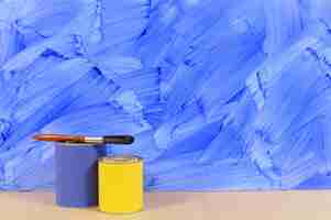 Free photo blue painted wall