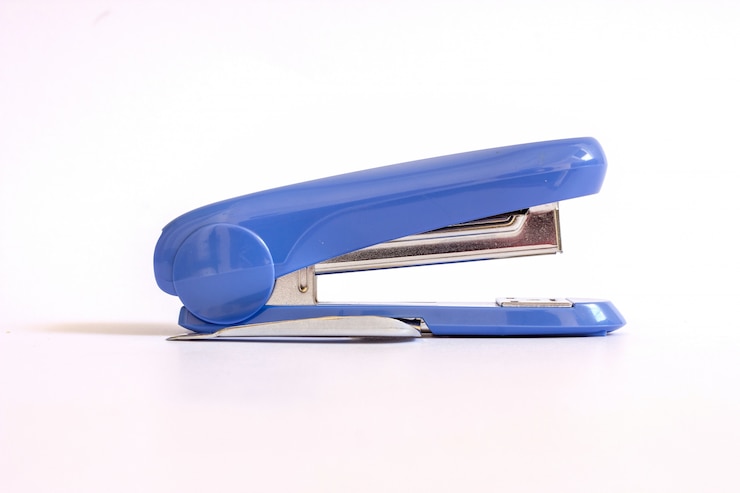 Free Photo blue stapler