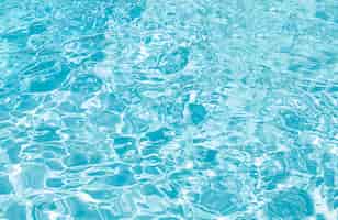 Foto gratuita piscina blu rippled dettaglio d'acqua