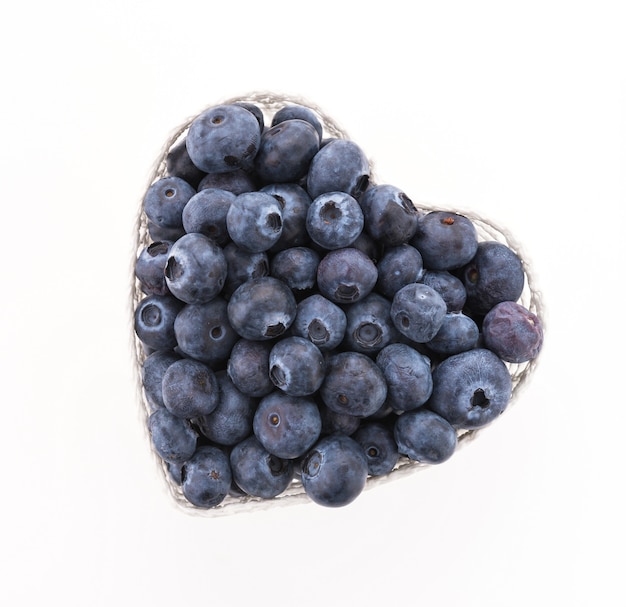 Free photo blueberry basket isolated on white