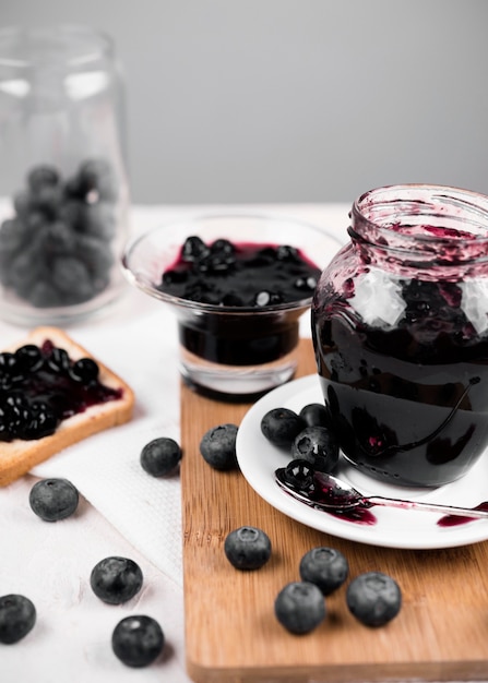 Free photo blueberry jam arrangement