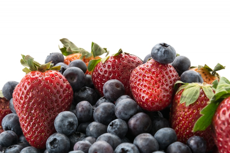 Free Photo blueberry and strawberry