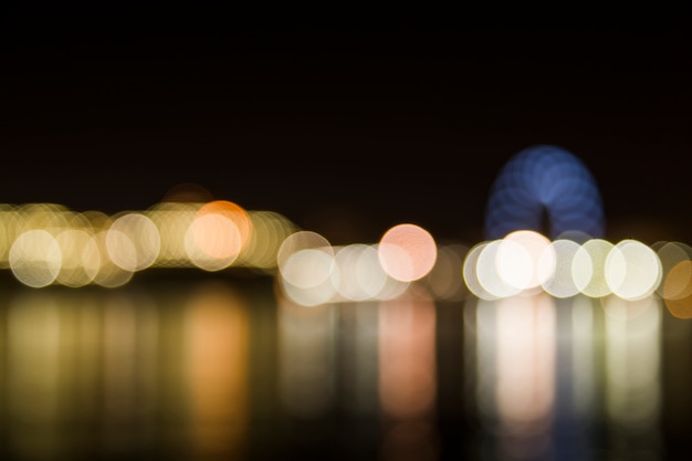 Free photo blurred city lights