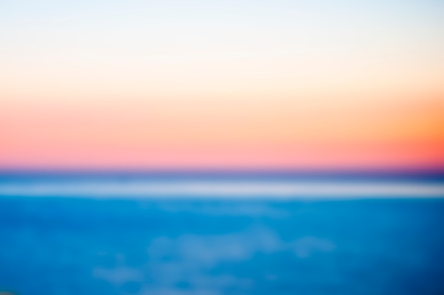 Free photo blurred sea