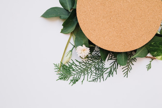 Free photo board and flower composition