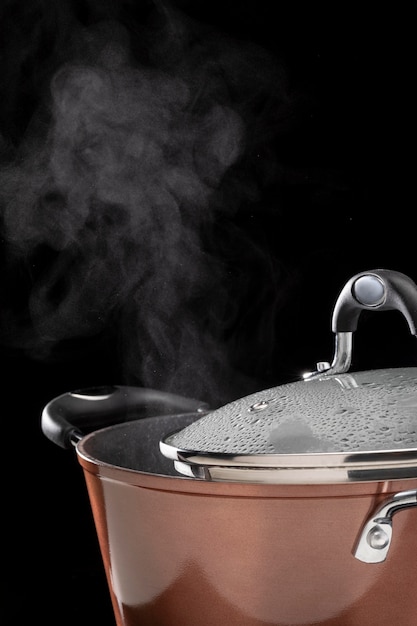 Boiling hot water arrangement