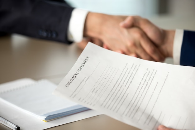 employment contract in Pakistan