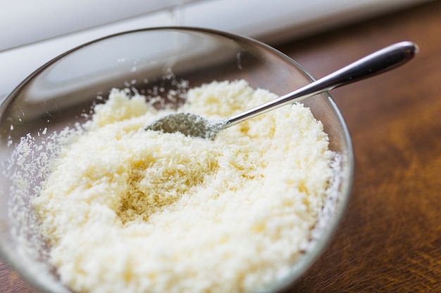 Free photo bowl with shredded coconut