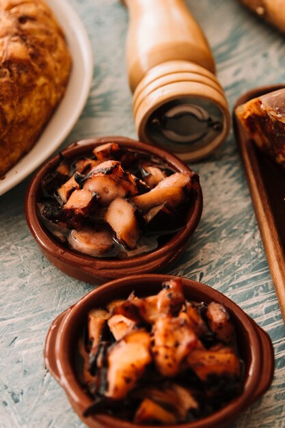 Bowls with smoked meat