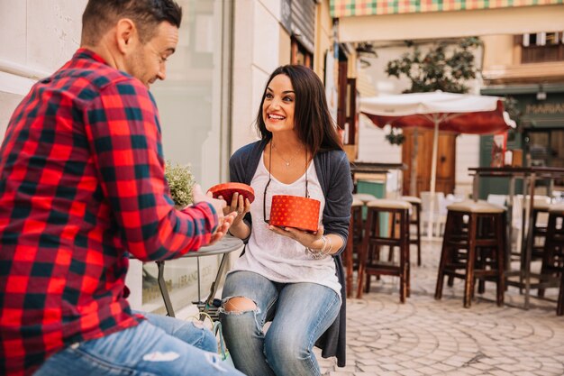 Boyfriend has present for girl