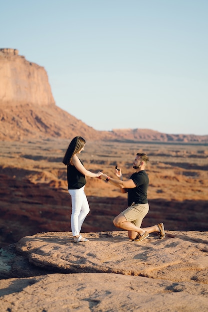 Free photo boyfriend proposing to wife in arizona