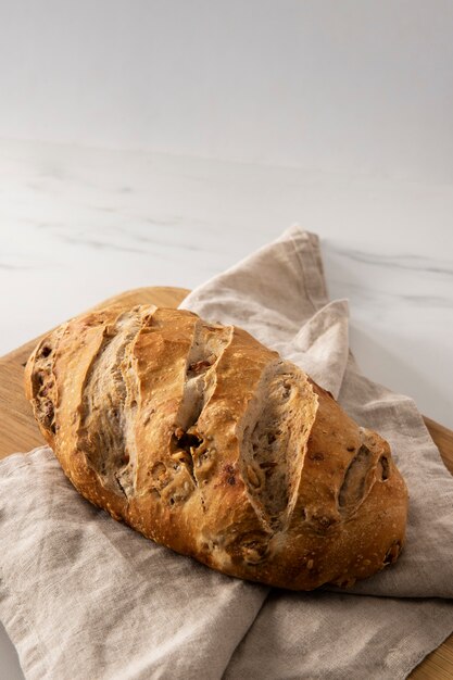 Bread on cloth