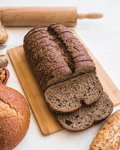 Bread loaf on cutting board 