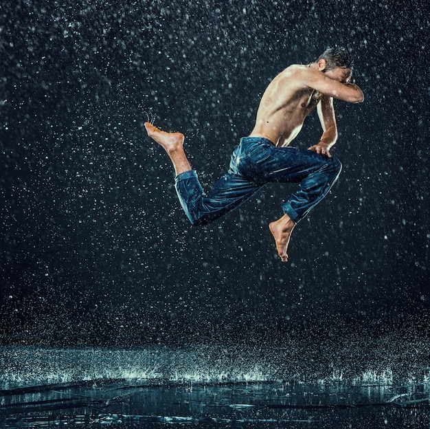 Break dancer in water