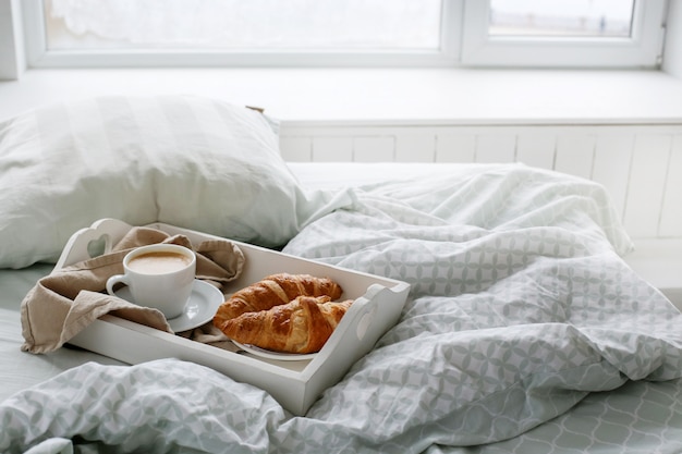 Free photo breakfast in the bed in the morning