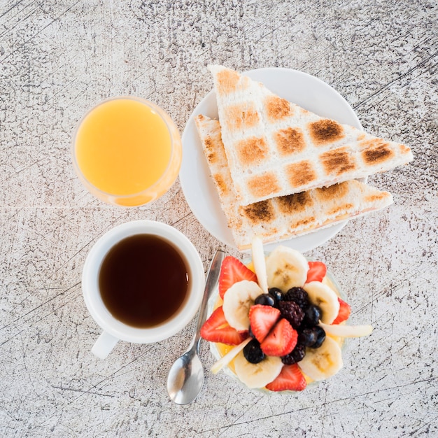 Foto gratuita prima colazione