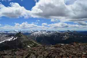 Foto gratuita scatto mozzafiato di avalanche peak