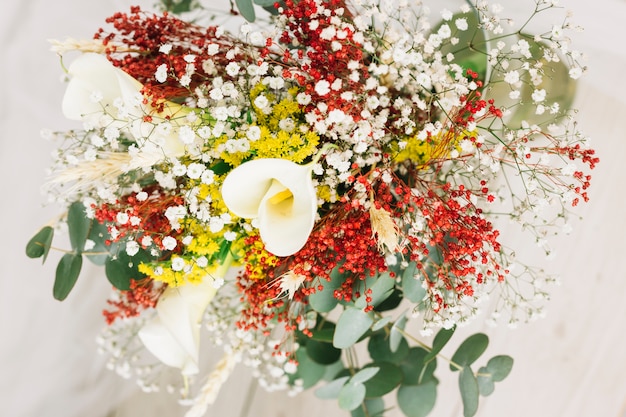 Foto gratuita bouquet da sposa di fiori