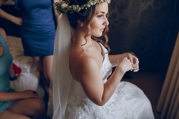 Free photo bride with flower crown