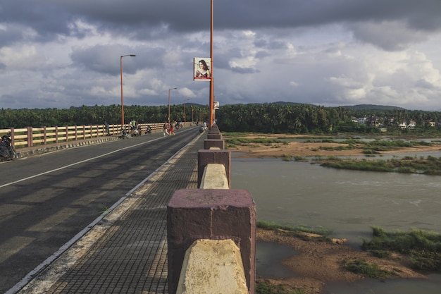 The bridge over the Bharatha river