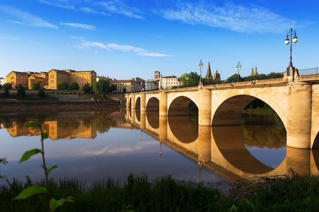 Ebro 강 다리. 로그로 뇨, 스페인