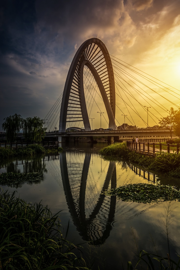 Free Photo the bridge with city