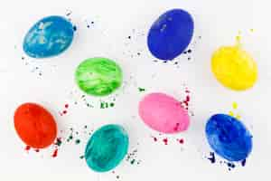 Free photo bright colored eggs