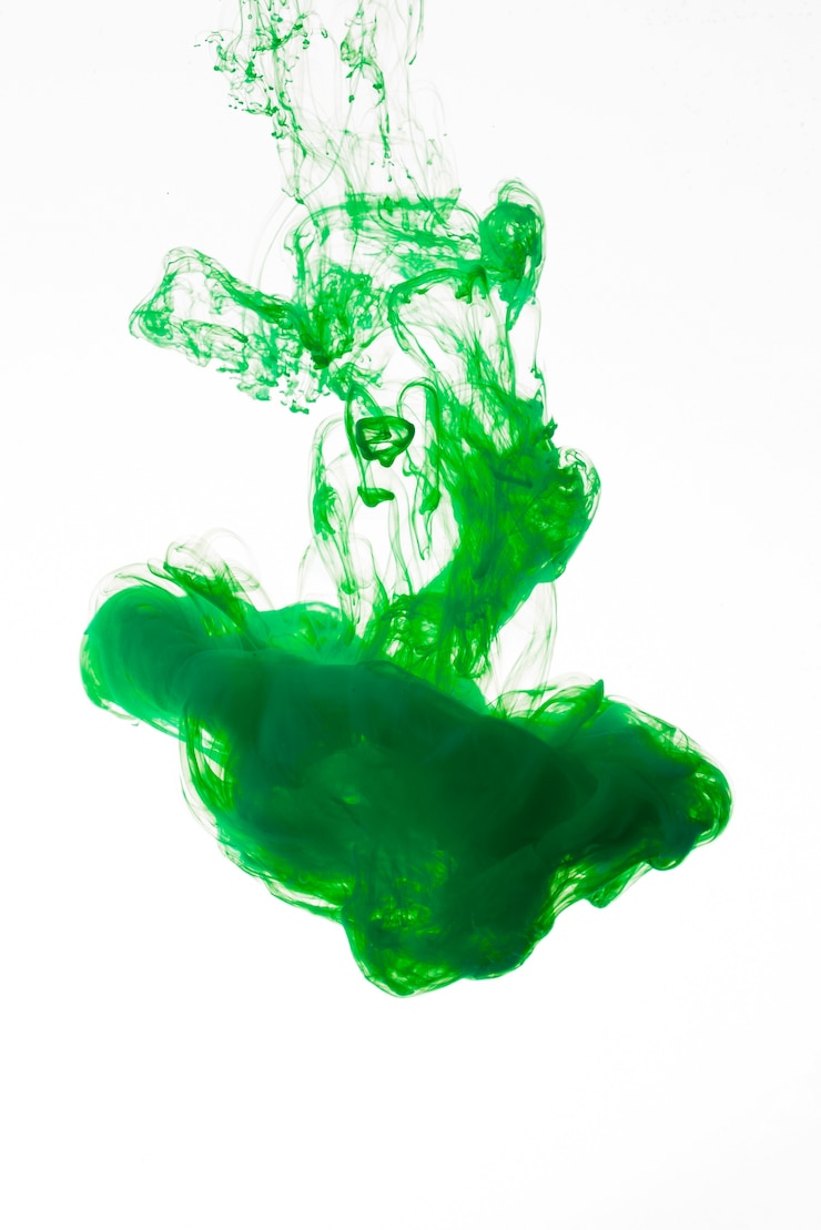 Free Photo bright green ink drop falling down