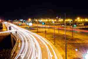 Free photo brightly illuminated city street