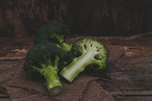 Free photo broccoli on the table