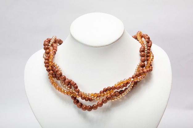 Free photo brown color jewelry necklace made from beads