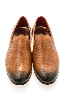 Обувь из коричневой кожи