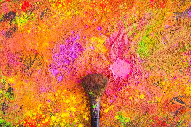 Brush on table with powder 