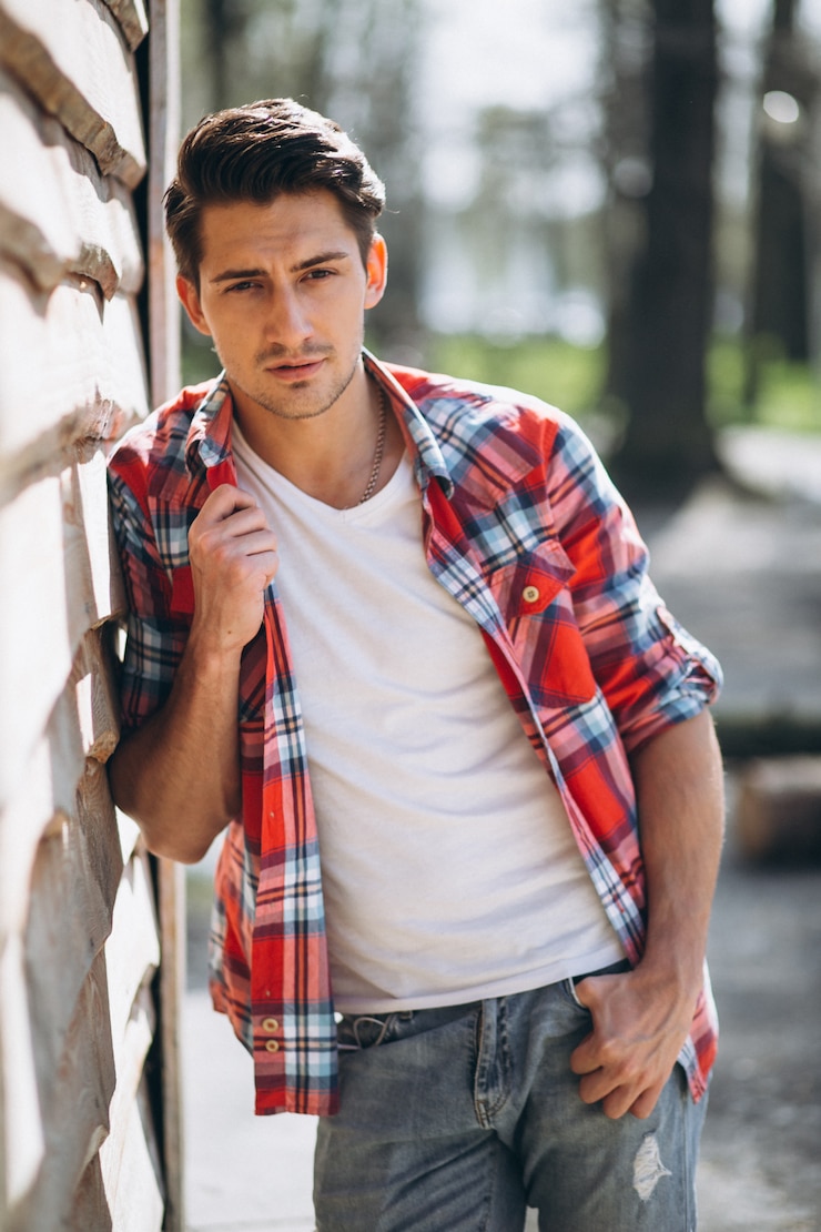 Free Photo brutal man lumberjack