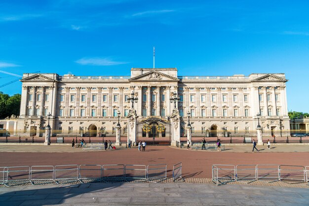 Premium Photo Buckingham Palace In London Uk