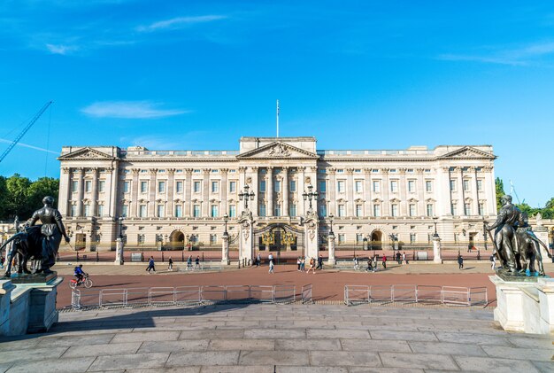 Premium Photo Buckingham Palace London Residence Of British Monarch