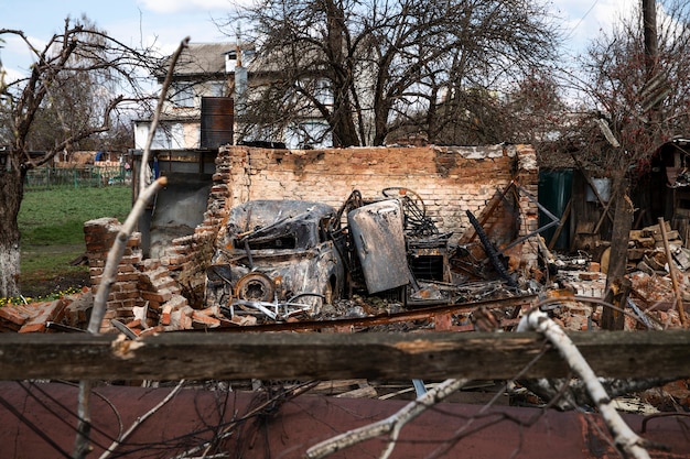 Foto gratuita costruire rovine della guerra russa in ucraina