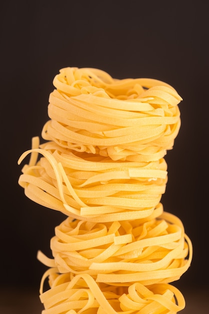 Colpo costruito del primo piano della pasta