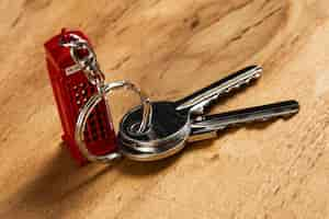 Free photo bunch of keys on the table