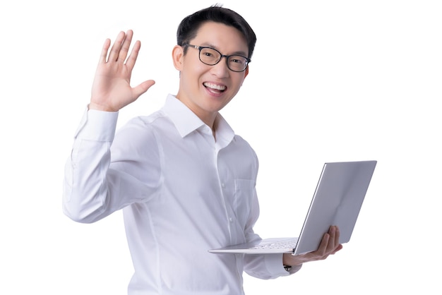 Концепция идей делового общения с азиатским привлекательным мужчиной в белой рубашке рука держит ноутбук улыбка и счастливый жест рукой создают радостный момент