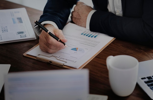 Business data analysis graph