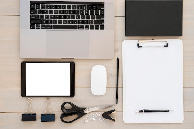 Free photo business desk assortment flat lay