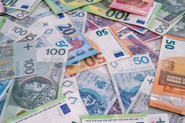 premium-photo-business-and-economy-concept-exchange-pln-polish-money