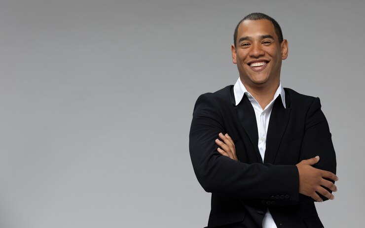 Free Photo business man smiling portrait